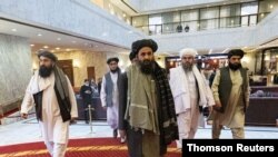 ملا عبدالغنی برادر، مذاکره‌کننده طالبان، در کنفرانس صلح افغانستان در مسکو، روسیه - ۱۸ مارس ۲۰۲۱