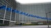 Bendera Uni Eropa berkibar tertiup angin di luar markas besar Uni Eropa di Brussels, Jumat, 5 April 2024. (AP/Virginia Mayo)